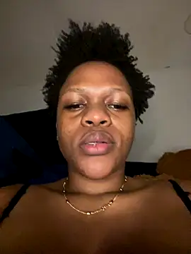 Boneca25 online show from 13, 11, 2025