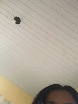 indiazinha69  online show from 18, 2, 2026