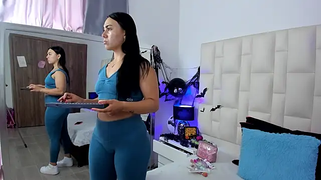 Ariana rouse online show from 14, 10, 2025