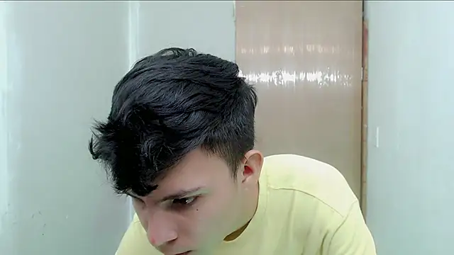 Snapshot of Alexxx_lov chatting on 24, 1, 2025 Alexxx lov online show from 24, 1, 2025