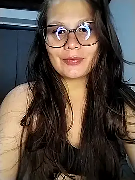 Snapshot of Vale_Saenzz chatting on 10, 2, 2025 Vale Saenzz online show from 10, 2, 2025
