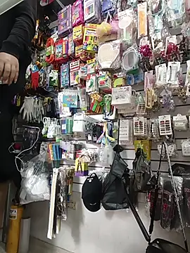 Vale Saenzz online show from 15, 10, 2025