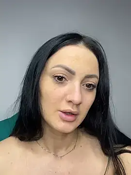 Snapshot of RaisaSalvi chatting on 15, 2, 2025 RaisaSalvi online show from 15, 2, 2025
