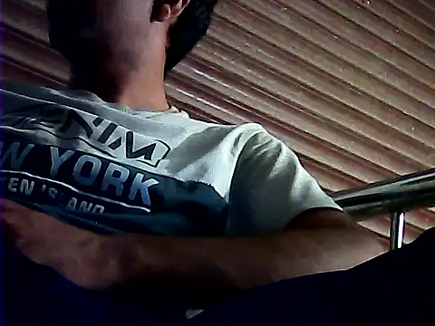 Snapshot of Nightservice27 chatting on 5, 10, 2025 Nightservice27 online show from 5, 10, 2025