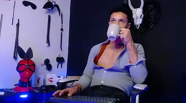 AngeloColleen online show from 5, 2, 2025