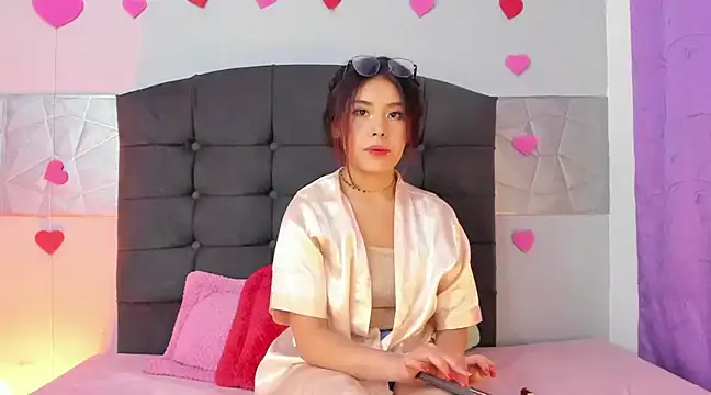 Snapshot of Alice_evans_lov chatting on 15, 2, 2025 Alice evans lov online show from 15, 2, 2025