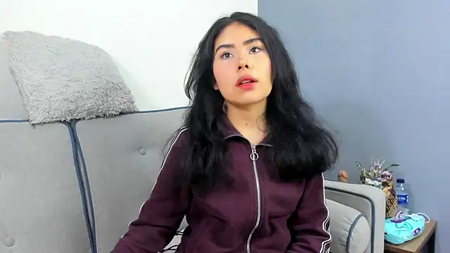 Snapshot of Alice_evans_lov chatting on 13, 1, 2026 Alice evans lov online show from 13, 1, 2026