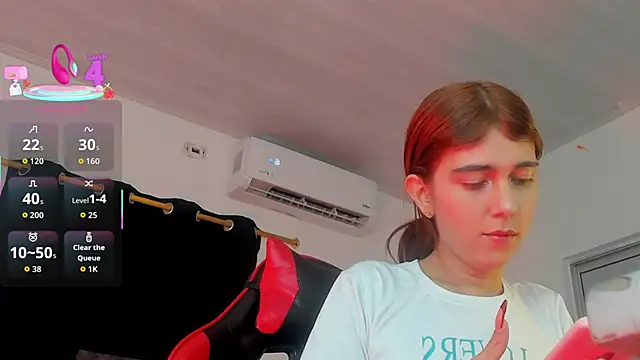 Nicol TransGirl online show from 23, 2, 2026