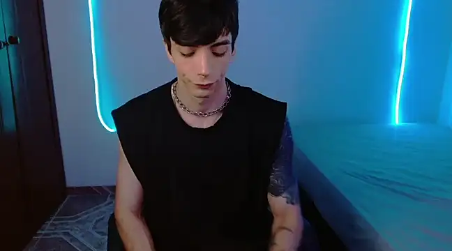 H3ll B0I online show from 25, 2, 2025