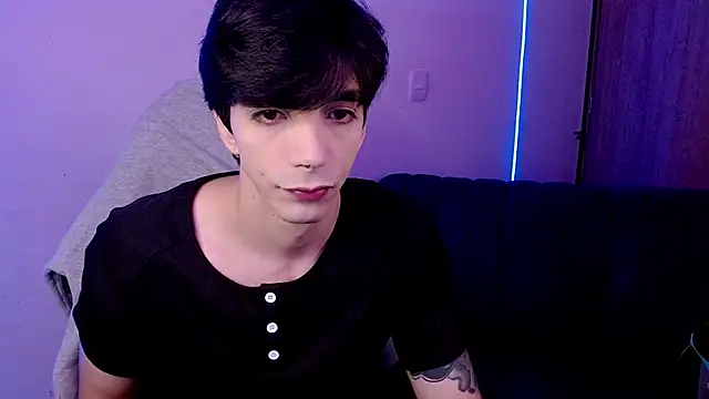 Snapshot of H3ll_B0I chatting on 21, 5, 2026 H3ll B0I online show from 21, 5, 2026