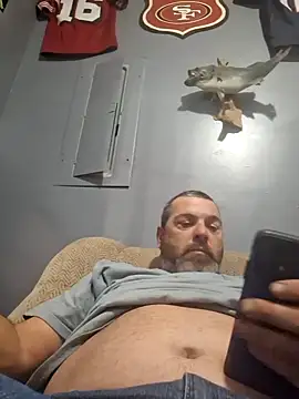 Snapshot of thickdaddy2982 chatting on 30, 1, 2025 thickdaddy2982 online show from 30, 1, 2025