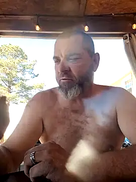 Snapshot of thickdaddy2982 chatting on 4, 2, 2025 thickdaddy2982 online show from 4, 2, 2025