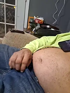 Snapshot of thickdaddy2982 chatting on 11, 2, 2025 thickdaddy2982 online show from 11, 2, 2025