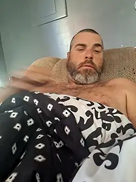 Snapshot of thickdaddy2982 chatting on 2, 3, 2025 thickdaddy2982 online show from 2, 3, 2025