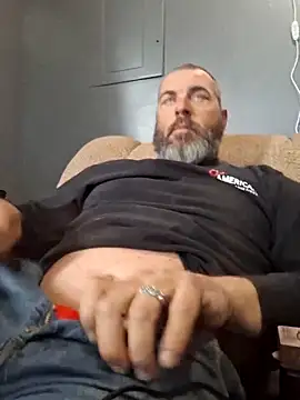 Snapshot of thickdaddy2982 chatting on 7, 3, 2025 thickdaddy2982 online show from 7, 3, 2025