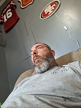 Snapshot of thickdaddy2982 chatting on 9, 3, 2025 thickdaddy2982 online show from 9, 3, 2025