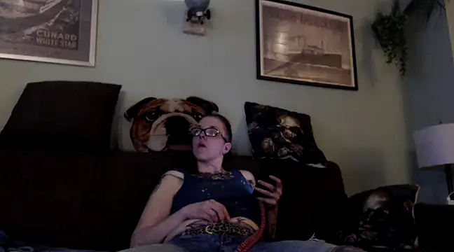 Astrid-Gilbert online show from 1, 3, 2025