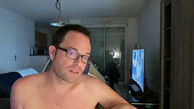 Funnyjul31 online show from 12, 2, 2025