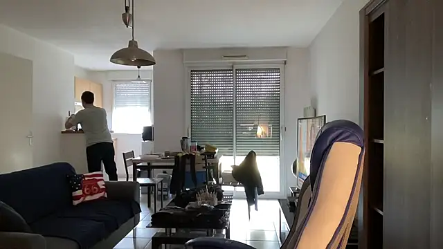 Funnyjul31 online show from 15, 2, 2025