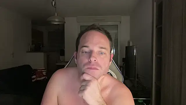 Funnyjul31 online show from 19, 2, 2025