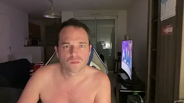 Funnyjul31 online show from 3, 3, 2025