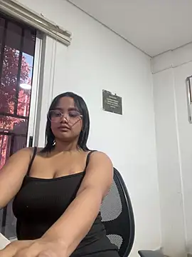 Snapshot of my_cam chatting on 14, 2, 2025 my cam online show from 14, 2, 2025