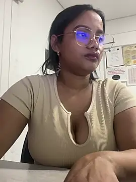 Snapshot of my_cam chatting on 19, 3, 2025 my cam online show from 19, 3, 2025