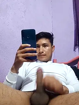 Snapshot of EduardoEspinoza12 chatting on 12, 9, 2025 EduardoEspinoza12 online show from 12, 9, 2025