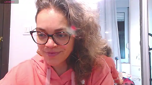 Ju-Hot online show from 21, 1, 2025