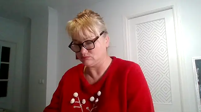 Snapshot of Luzia-Sal chatting on 20, 3, 2025 Luzia-Sal online show from 20, 3, 2025