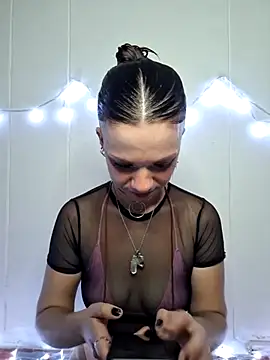Snapshot of maryjanestar chatting on 6, 2, 2025 maryjanestar online show from 6, 2, 2025