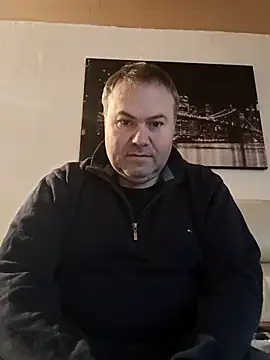 Snapshot of Pourleplasirs chatting on 11, 2, 2025 Pourleplasirs online show from 11, 2, 2025