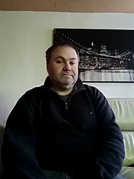 Snapshot of Pourleplasirs chatting on 1, 3, 2025 Pourleplasirs online show from 1, 3, 2025