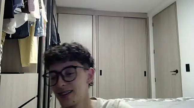 miketwink online show from 15, 3, 2025