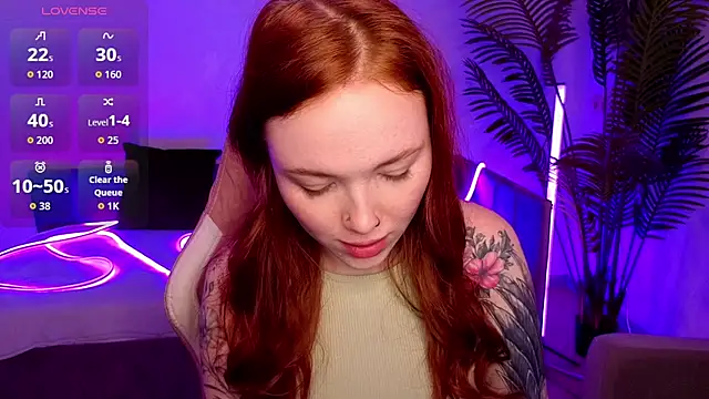 Maya Light online show from 29, 11, 2025