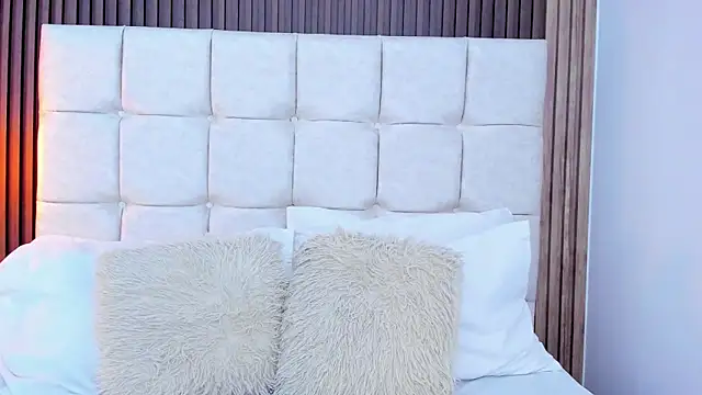 Ariana greenblat online show from 24, 3, 2026