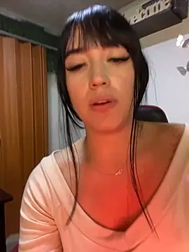 Melody rousse  online show from 8, 11, 2025