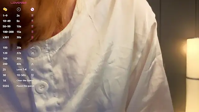 Snapshot of DarylBody chatting on 12, 9, 2025 DarylBody online show from 12, 9, 2025