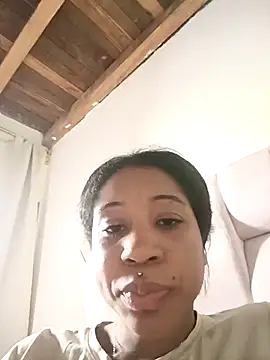 Snapshot of Zaira_Rose_ chatting on 28, 4, 2026 Zaira Rose online show from 28, 4, 2026