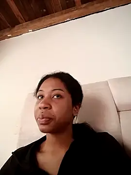 Snapshot of Zaira_Rose_ chatting on 4, 5, 2026 Zaira Rose online show from 4, 5, 2026