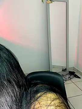 Snapshot of meli_ortiz_ chatting on 18, 9, 2025 meli ortiz online show from 18, 9, 2025