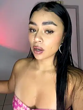 Snapshot of meli_ortiz_ chatting on 1, 10, 2025 meli ortiz online show from 1, 10, 2025