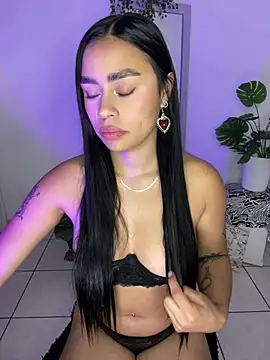 Snapshot of meli_ortiz_ chatting on 23, 2, 2026 meli ortiz online show from 23, 2, 2026