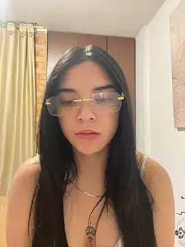 eileensophi online show from 24, 10, 2025