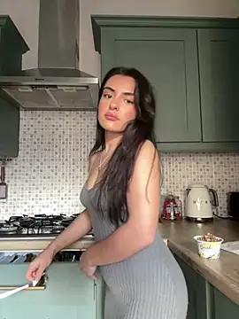 Snapshot of cute_carly_ chatting on 28, 2, 2025 cute carly online show from 28, 2, 2025