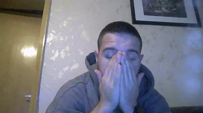 Drag Queen online show from 28, 2, 2025