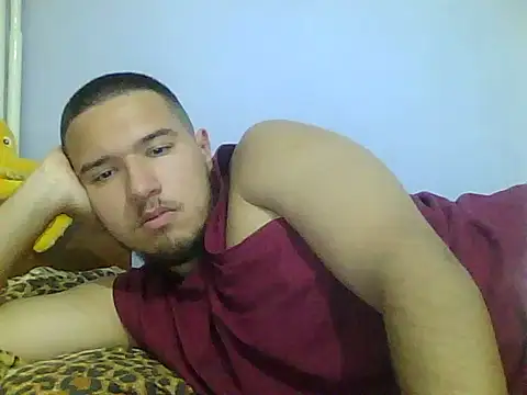 Drag Queen online show from 24, 9, 2025