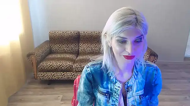 SexyBeatriice online show from 13, 2, 2025