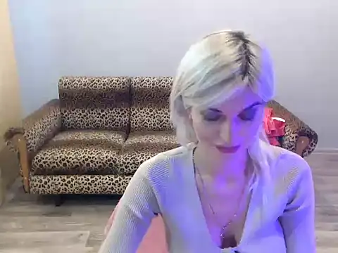 SexyBeatriice online show from 9, 10, 2025