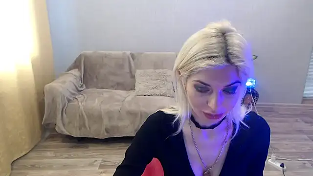 SexyBeatriice online show from 27, 3, 2026